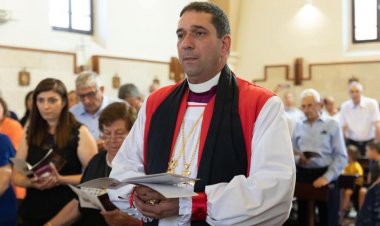 شفاعمرو تستقبل ابنها البار رئيس أساقفة الكنيسة الإنجيلية حسام نعوم