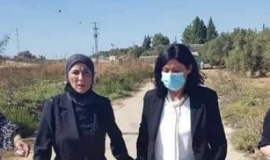 القيادية الفلسطينية خالدة جرار تخرج إلى الحرية بعد عامين من الاعتقال