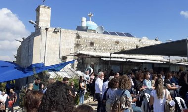 يوم إقرث من أجل عودة أهالي إقرث وكفر برعم برعاية أبرشيتي الروم الكاثوليك والموارنة