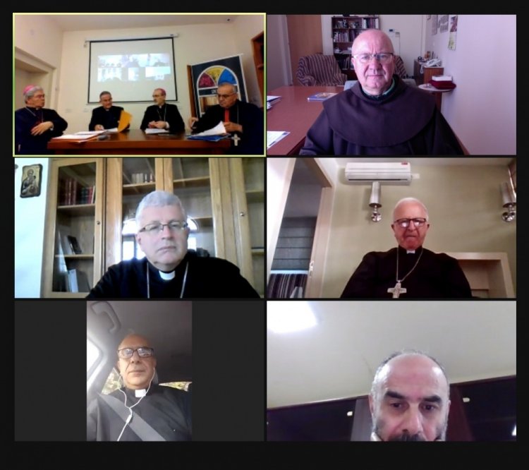 الأساقفة الكاثوليك يتناولون مواضيع التعليم المسيحي والمسيرة السينودسية في اجتماعهم العام في الناصرة