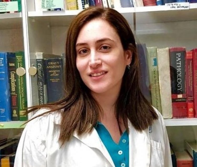 د. ياسمين غنطوس الطبيبة المختصة في قسم جراحة الفم الوجه واللثة