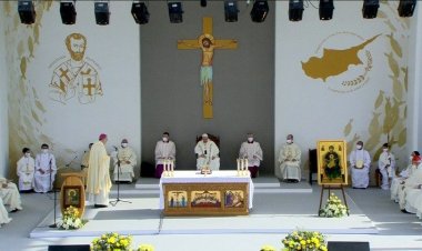 البابا فرنسيس في قداس اليوم من قبرص يدعو إلى تجديد اللقاء مع يسوع