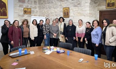 البطريركية اللاتينية في القدس تنظم ورشة عمل في إدارة الإجهاد لمجموعة نساء مقدسيات