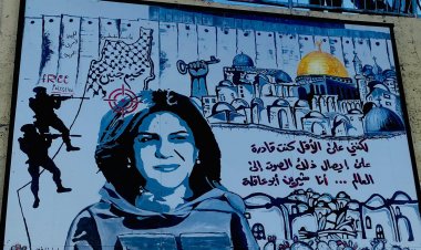 أم الفحم تكرّم شهيدة الصحافة شيرين أبو عاقلة بجدارية واحتفالية