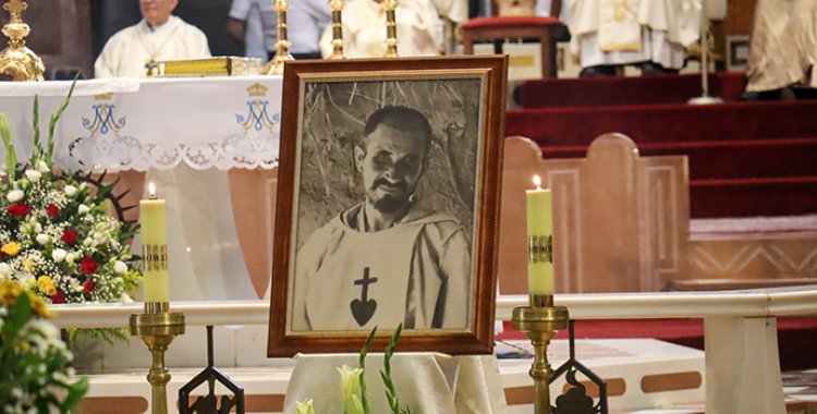 قداس شكر في بازيليك البشارة في الناصرة على إعلان قداسة شارل دي فوكو