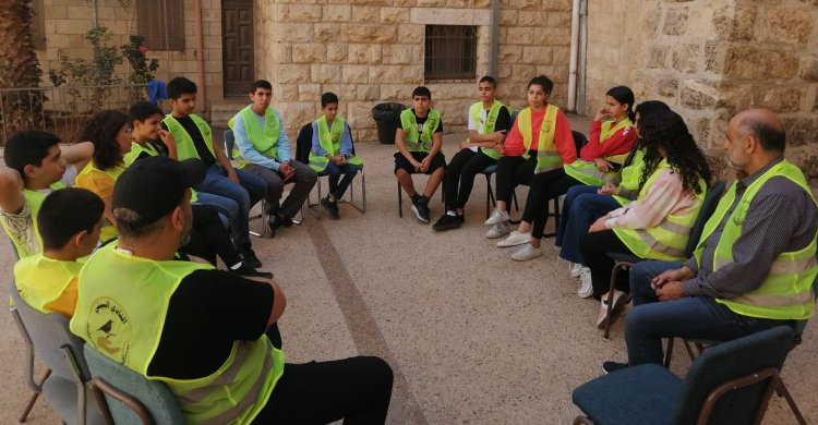 رسومات جدارية على جدران مدرسة البطريركية اللاتينية في بيت ساحور