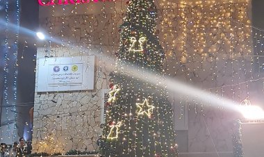 قرية أبو سنان تحتفل باضاءة شجرة الميلاد بمشاركة هيئاتها وأهلها