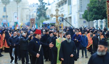 وصول موكب بطريرك الروم الأرثوذكس إلى بيت لحم استعدادا لقداس منتصف الليل