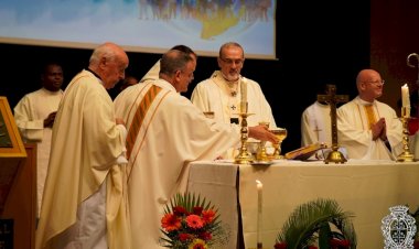 قداديس احتفالية للكنائس المسيحية بمناسبة الاحد الثاني والثالث من الصوم المبارك من الزمن الاربعيني في كنيسة القيامة