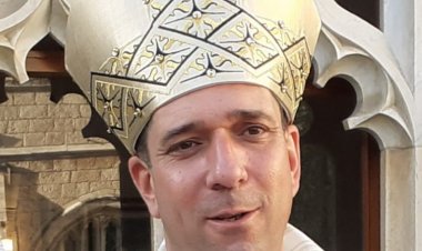 رئيس الأساقفة حسام نعوم في لقاء مع"القيامة" بعد مشاركته في تتويج الملك تشارلز في لندن: أن تتمتع الكنيسة المحلية الفلسطينية بحضور بهذه القوة، فيه نوع من التعويض عن ظلم تاريخي