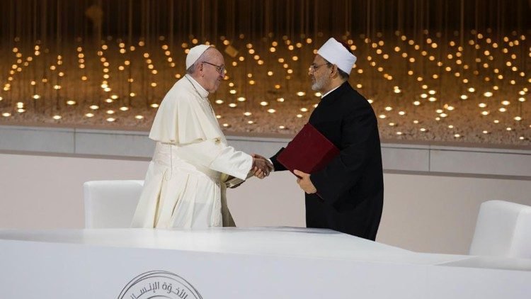 مجلس الأمن الدولي يدعو البابا فرنسيس وشيخ الأزهر لإلقاء خطاب مشترك