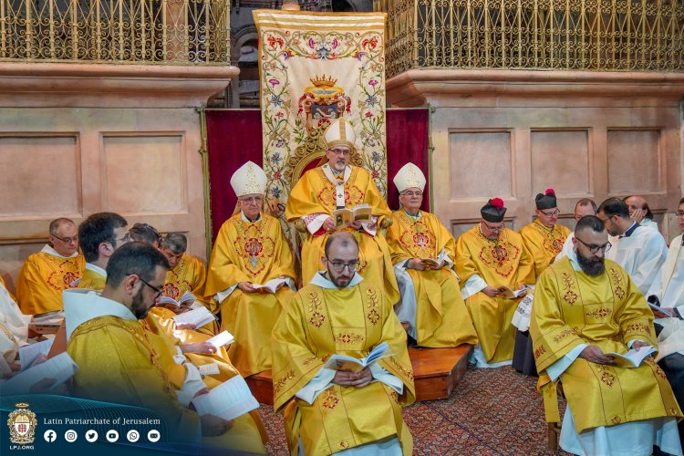 البطريرك اللاتيني بيتسابالا يترأس احتفالات خميس الجسد في كنيسة القيامة