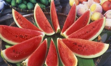 حمية البطيخ الأحمر تساعد على التخلص من الوزن الزائد