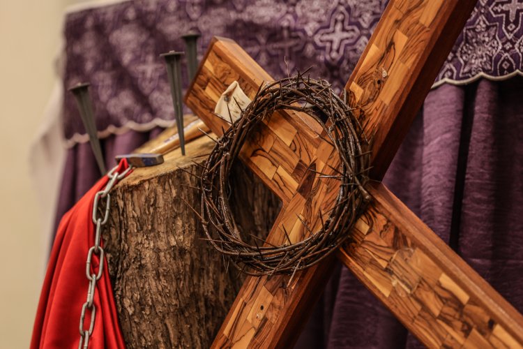 من أراد أن يتبعني فليحمل صليبه ويتبعني - متى ١٠: ١٦-٢٣