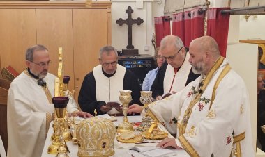 قداس العودة في قرية إقرث يرأسه المطران يوسف متى بمشاركة المطران موسى الحاج وجمهور من أبناء القريتين