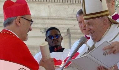 البابا فرنسيس يمنح بطريرك القدس للاتين بيتسابالا الرتبة الكارديناليّة