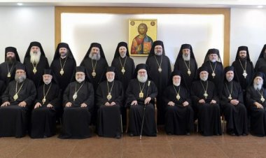 المطران عطا الله حنا يرفع شكره لبطريرك أنطاكية بعودة الشراكة مع بطريركية القدس