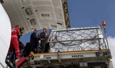 20 شاحنة من المساعدات الإنسانية على معبر رفح تنتظر قرار مصر