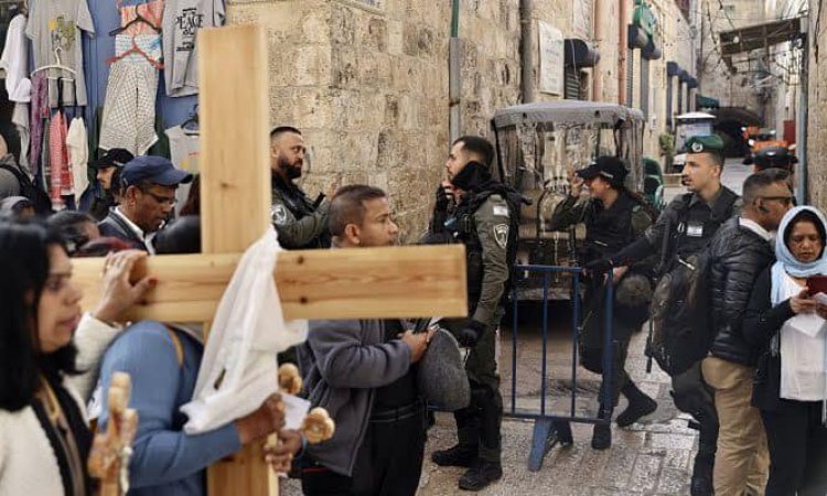 عودة يطالب بإدراج الاعتداء المسيحيين على جدول أعمال الكنيست والمتابعة تدين وتتهم