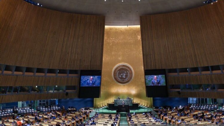 الجمعية العامة للأمم المتحدة تدعو إلى وقف فوري لإطلاق النار في غزة