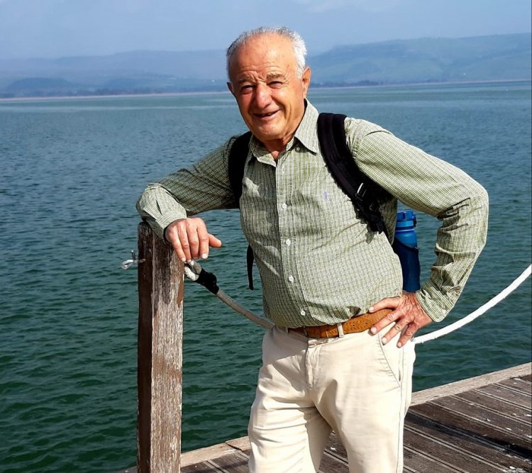 زهرة الميلاد - البونسيتة