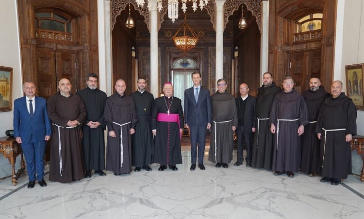 الرئيس السوري يستقبل وفدا من كنيسة اللاتين برئاسة المطران الجديد