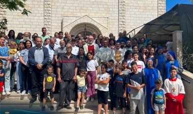 بطريرك اللاتين بيتسابالا يزور غزة لأول مرة منذ بدء الحرب أمس الخميس