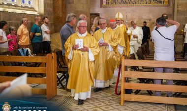 مجموعة أوروبية تزور الأراضي المقدسة وعلى رأسها رئيس أساقفة بولونيا