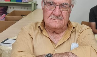 وظلت القارورة في يد سجى!