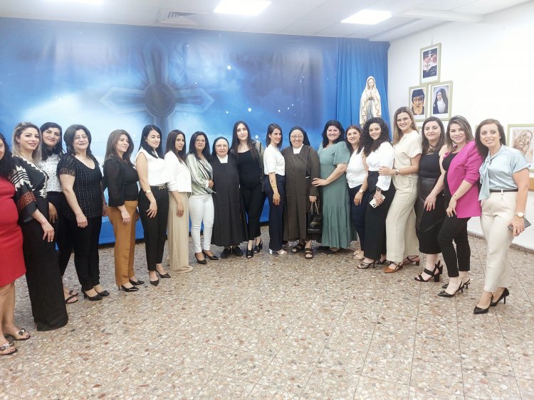 نادي عائلة البشارة للاتين في الناصرة يقيم أمسية تكريمية للراهبتين عراف ونخلة