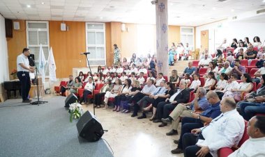 اختتام برنامج "الباحثون المبتكرون الأول" في مستشفى الناصرة لطلاب الثانوية