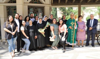 مكتب رعوية الشبيبة يشارك في الجليل في الاحتفال بارتداء الثوب الرهباني لثلاث متقدمات لرّهبانية الوردّية المقدسة