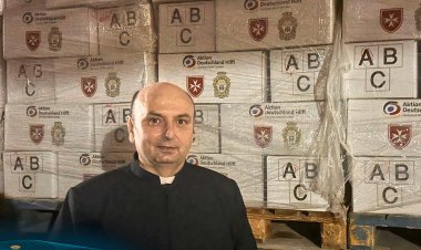 مقابلة مع خادم رعية العائلة المقدسة في غزة الأب غابريال رومانيلي