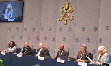 سينودس الأساقفة المنعقد في روما يجمع ٦٢ ألف يورو ويرسلها إلى غزة