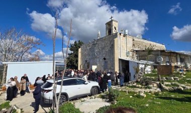 إعادة تكريس كنيسة السيدة في إقرث