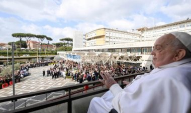 استقرار الحالة الصحية للبابا فرنسيس وتسجيل تحسن في التنفس والحركة