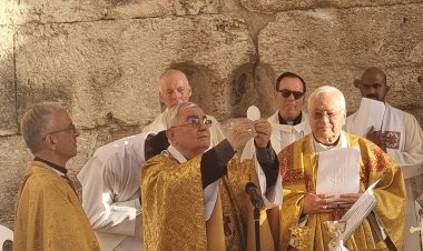 المطران مار كوتسو يترأس الاحتفال بظهور يسوع لتلميذي عمواس