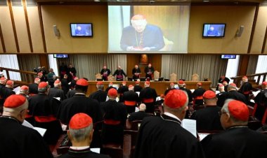 حديث حول الكنيسة والعالم شكّل محور الاجتماع الثالث للكرادلة في الفاتيكان