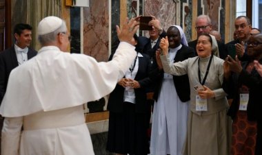 البابا لاوُن الرابع عشر: إحملوا إلى العالم الذي تجرحه الحرب الوعد بالسلام الحقيقي والدائم