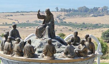 أَحِبُّوا بَعْضُكم بَعضًا كما أَحبَبتُكم - يوحنا ١٥: ١٢-١٧