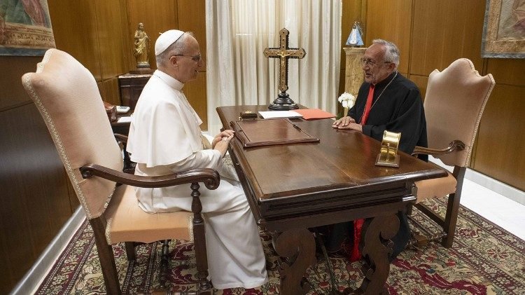 بطريرك الأرمن الكاثوليك في لبنان يدعو قداسة البابا لزيارة لبنان