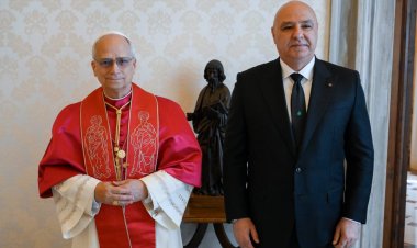 البابا يستقبل الرئيس اللبناني جوزاف عون والوفد المرافق