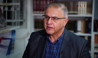 "فلسطين والفلسطينيون، تاريخ واحد لشعب واحد" كتاب جديد للمؤرخ جوني منصور