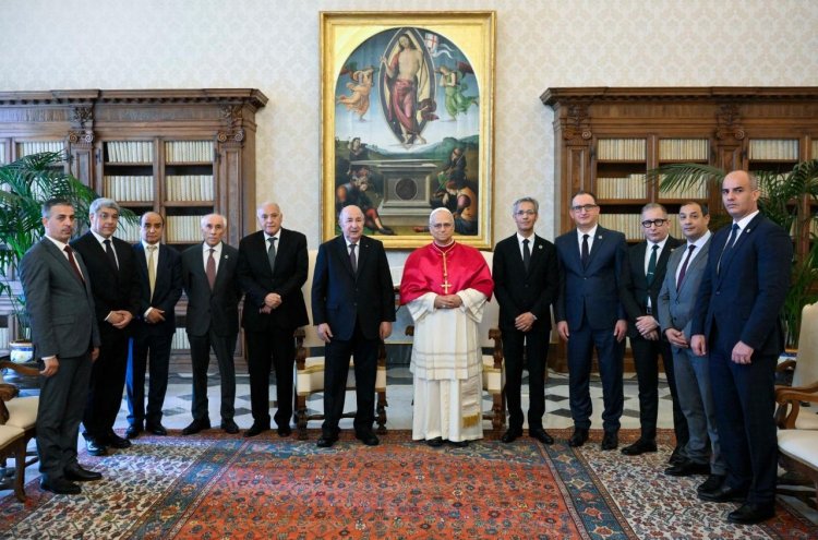 البابا لاوُن الرابع عشر يستقبل الرئيس الجزائري عبد المجيد تبون