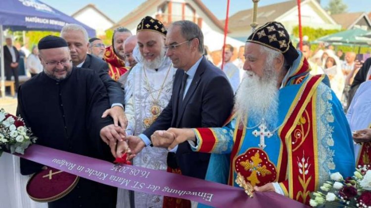افتتاح كنائس جديدة في كل من السويد وألمانيا وإقامة قداديس الهية فيها