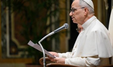 ألم البابا جرَّاء الزلزال الذي ضرب أفغانستان: أكثر من ٨٠٠ قتيل