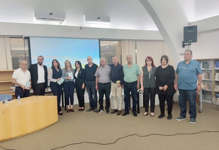 أمسية إشهار ديوان "طفل يشتهيه الرحيل" للشاعر محمد موعد في مكتبة "أبو سلمى" – الناصرة