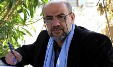 وفاة الشاعر والصحافي والمترجم إسكندر حبش بعد مسيرةٍ طويلة من الإبداع والفكر الحرّ