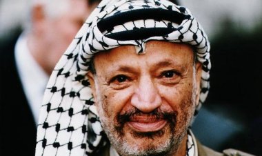 21 عاما على استشهاد القائد والرئيس الفلسطيني ياسر عرفات