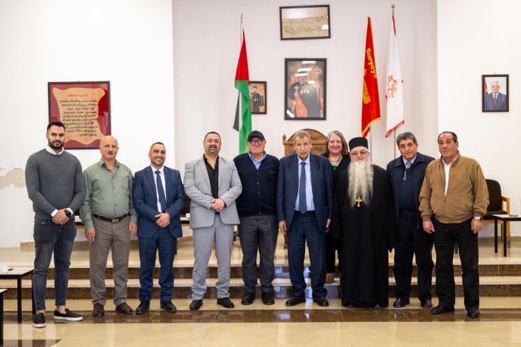 رئيس اللجنة الرئاسية العليا لشؤون الكنائس يقوم بجولة على عدة كنائس وشخصيات مسيحية عشية الأعياد